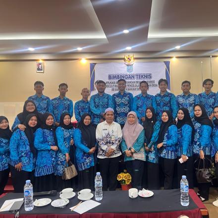 Sekdes dan Kaur Keuangan menghadiri acara Bimtek Aplikasi Siskeudes versi 0.27